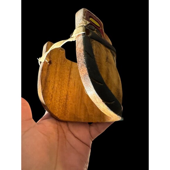 Vintage Handmade and Hand Painted Tribal Mask Native Art wall decor - Picture 4 of 10